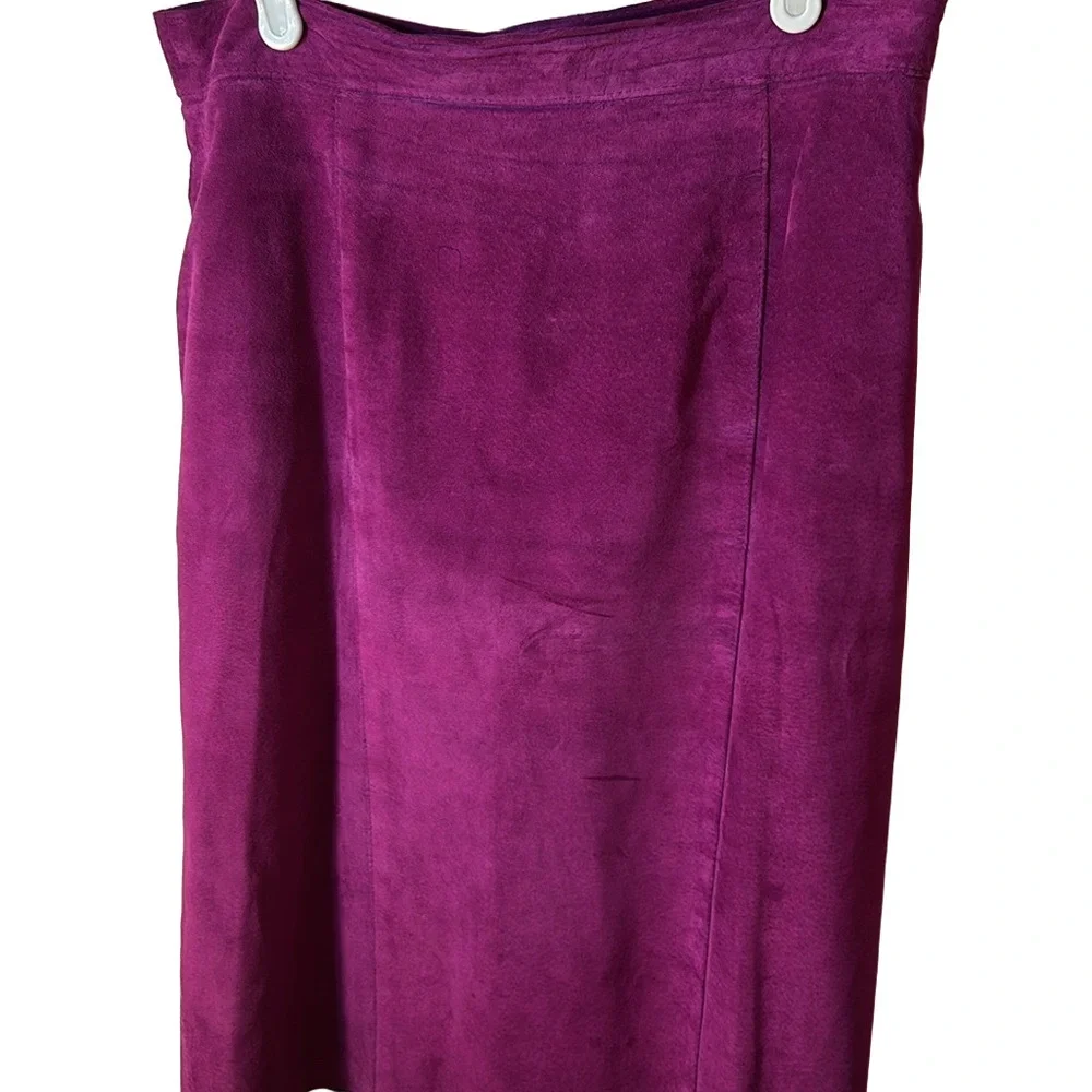 Danier Magenta Pencil Skirt - Picture 8 of 9